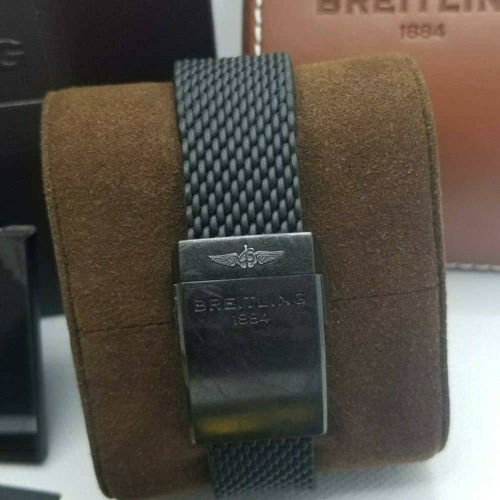 Breitling Avenger Hurricane 50mm Automatic Watch - Picture 5 of 5
